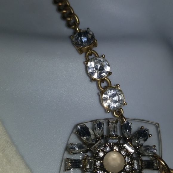 Ann Taylor Necklace Rhinestone Acrylic Gold Tone - Picture 4 of 8